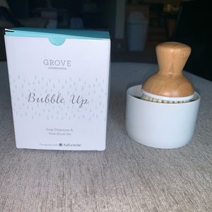 Bubble Up Dish Soap Dispenser Brush Set